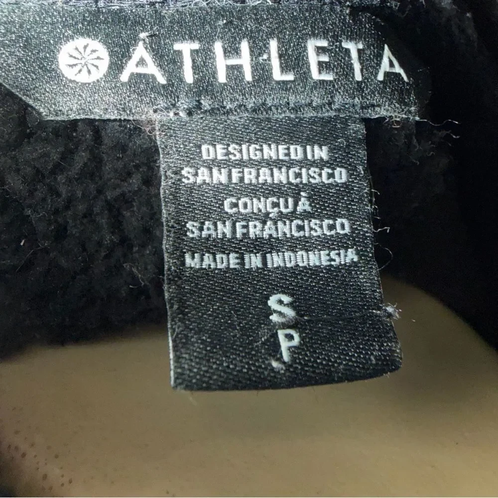 Athleta Tugga Sherpa full zip Teddy black Jacket zip pockets small